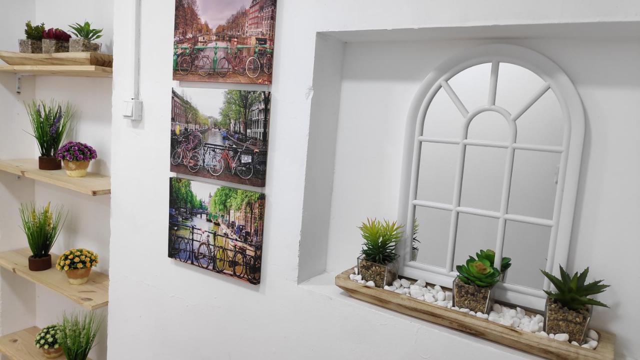 Mevaser - Christian Hostel Ришон ле Цион Екстериор снимка